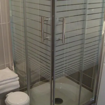 Jean Le Bon فندق داكس